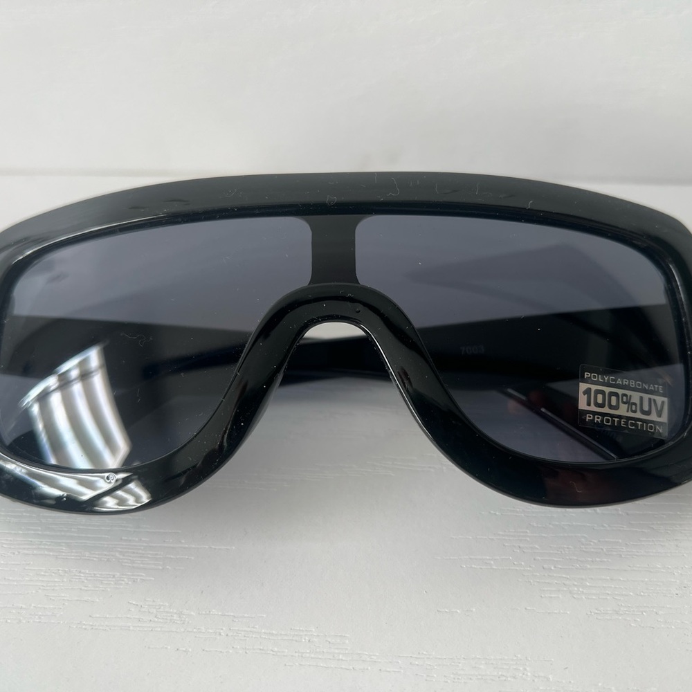 Black Oversized Sunglasses